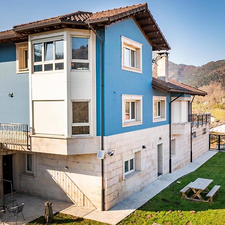 Apartamento Cangas Relax Onís エクステリア 写真