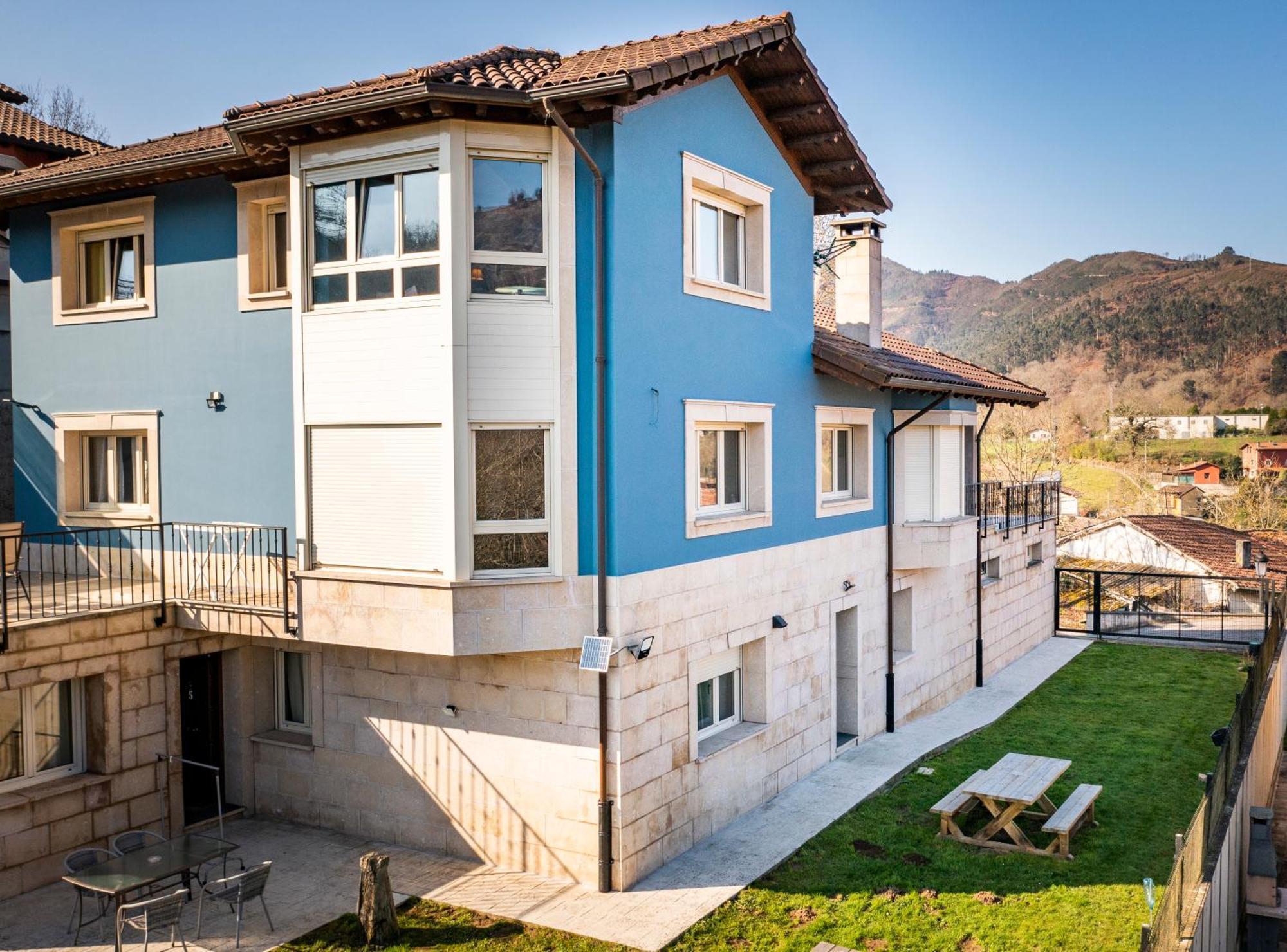 Apartamento Cangas Relax Onís エクステリア 写真